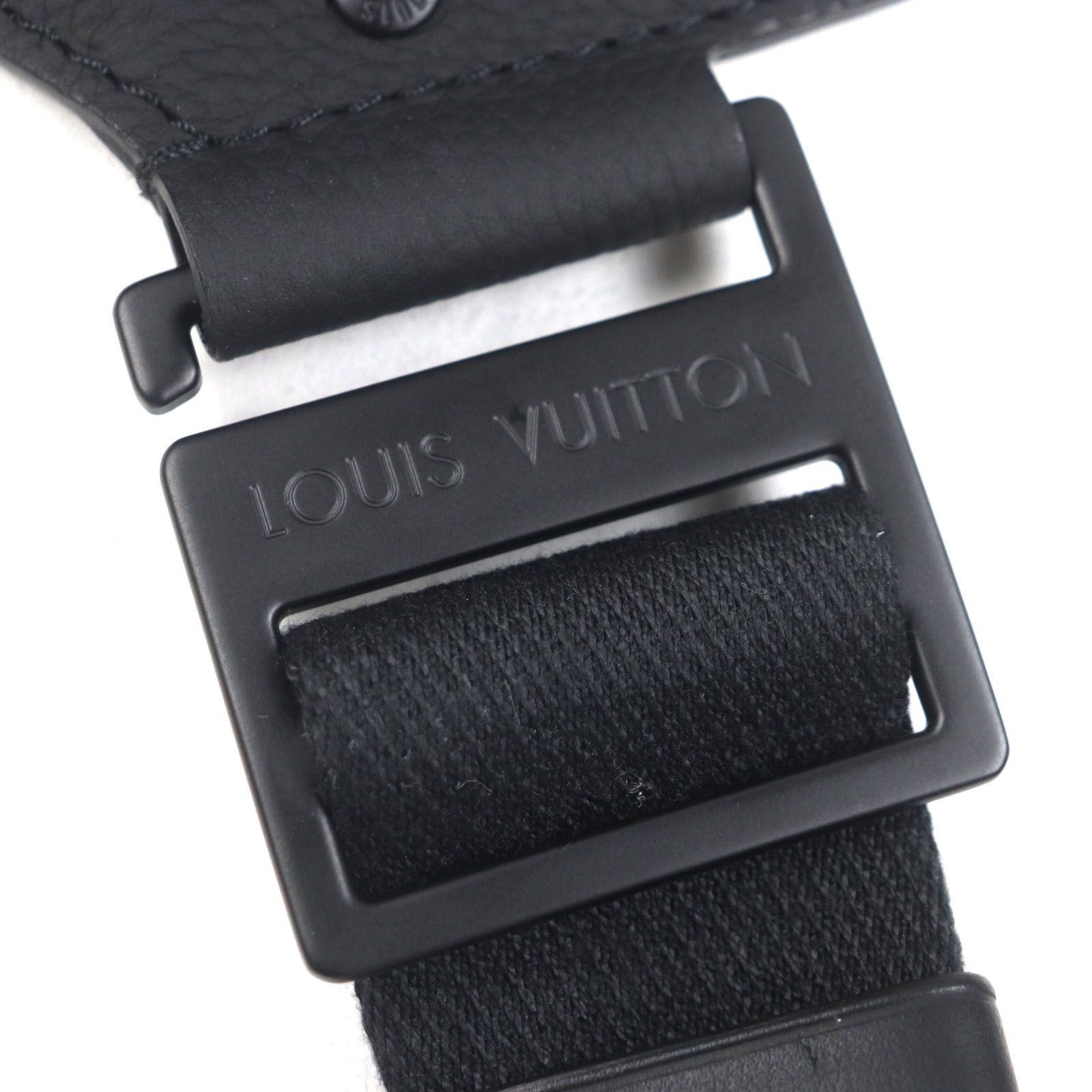 ボディバッグ ブラック