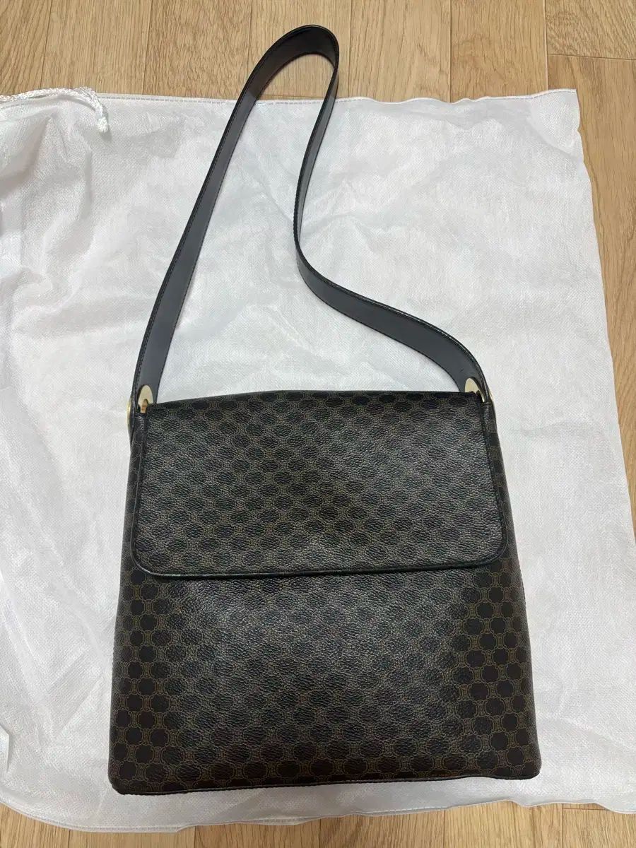 Celine セリーヌ マカダム ショルダーバッグ ヴィンテージ 真正性証明書