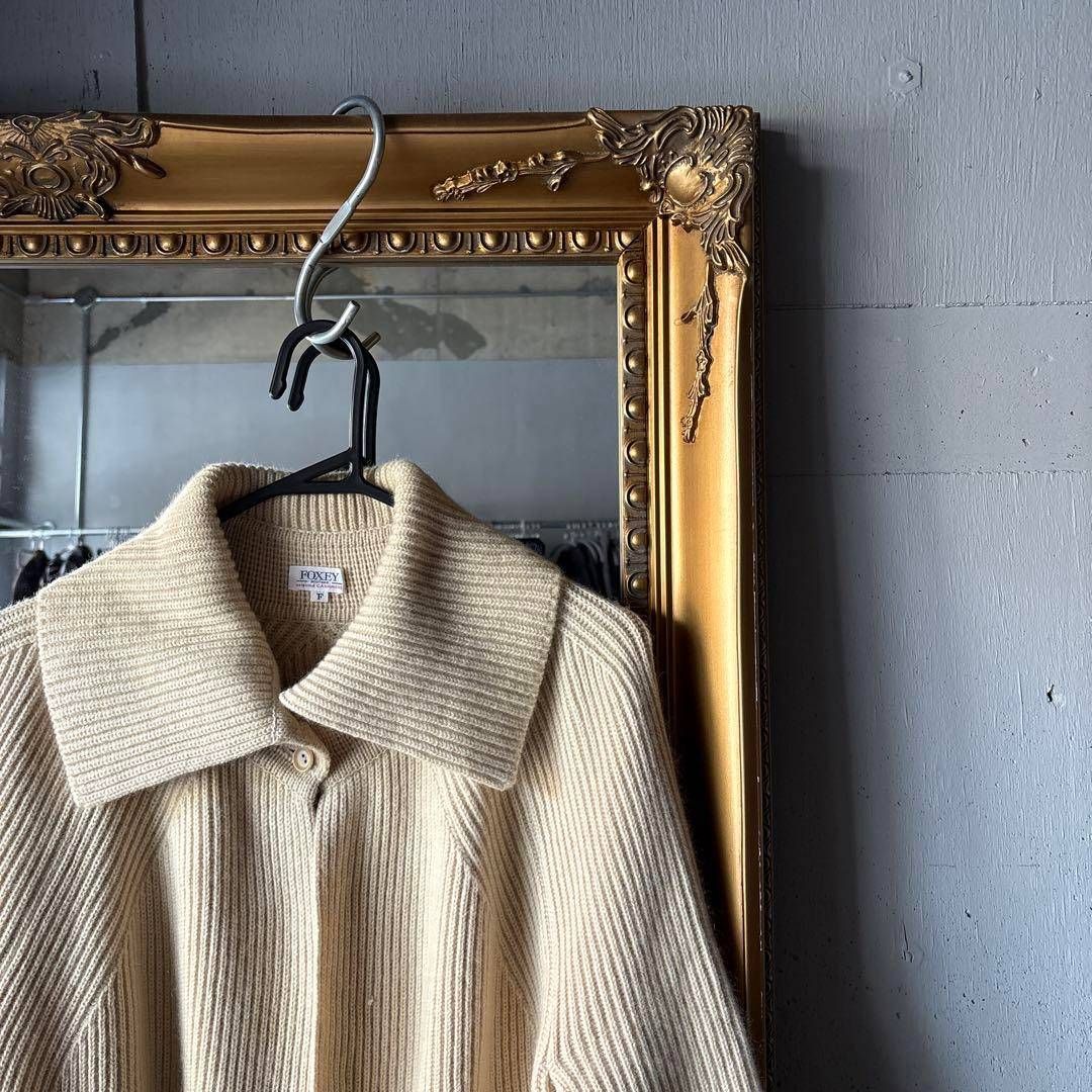 フォクシー FOXEY カシミヤ ニット セーター トップス カーディガン ホワイト オフホワイト アイボリー 白 シロ お呼ばれ デート オフィスカジュアル 食事会 お出かけ 上品