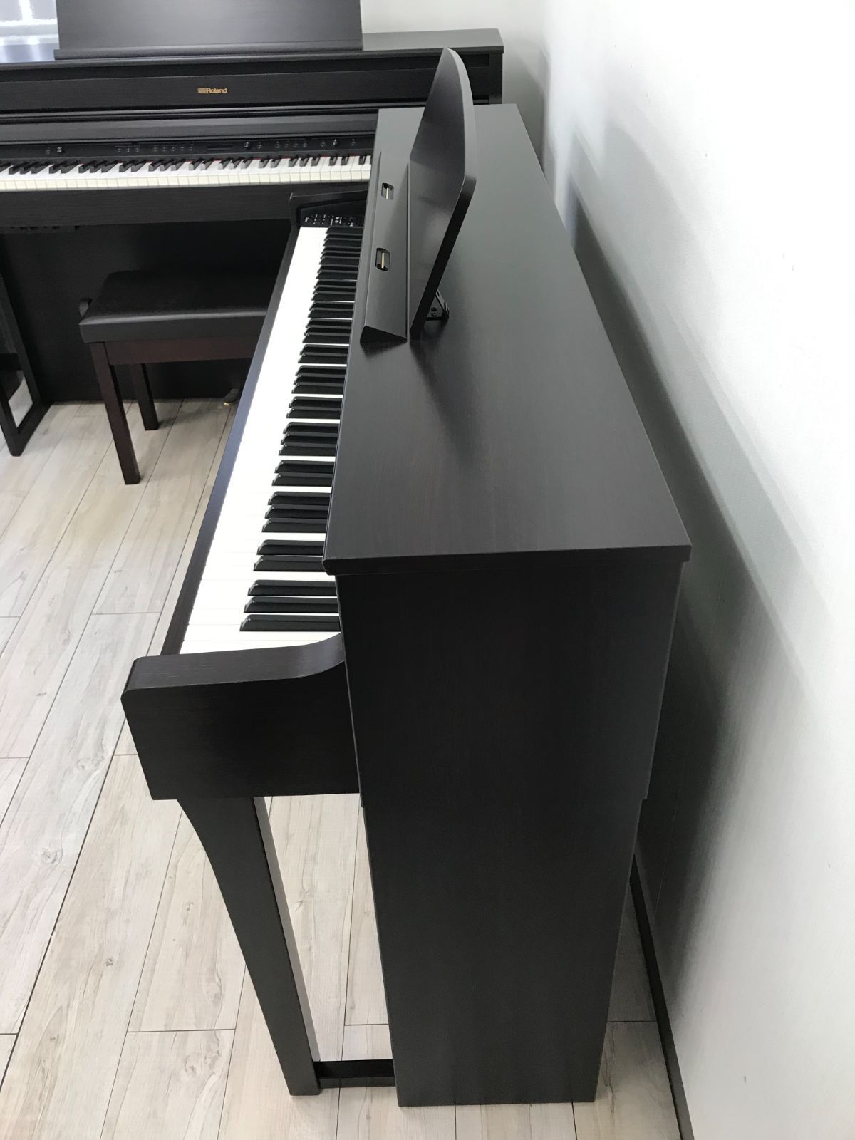 ★71341【電子ピアノ】YAMAHA　CLP645R　17年製 ☆71341【電子ピアノ】YAMAHA CLP645R 17年製 - メルカリ