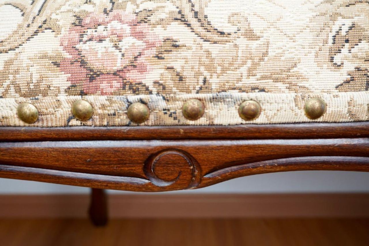 テレフォンベンチ