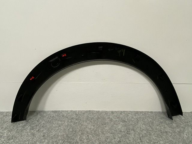 キックス/KICKS P15/RP15/SNP15 純正 左 リア フェンダーアーチモール