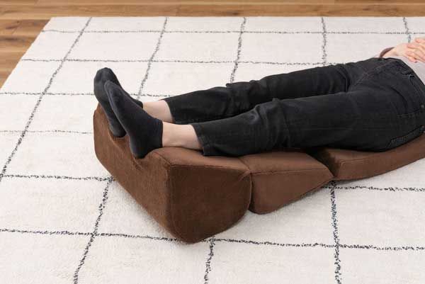 サンゴマイヤーの2wayテレビ枕マット 座布団付き W40×D48-96×H27-31×SH5 14cm No.120 ブラウン NEXPOTALLINN_EU