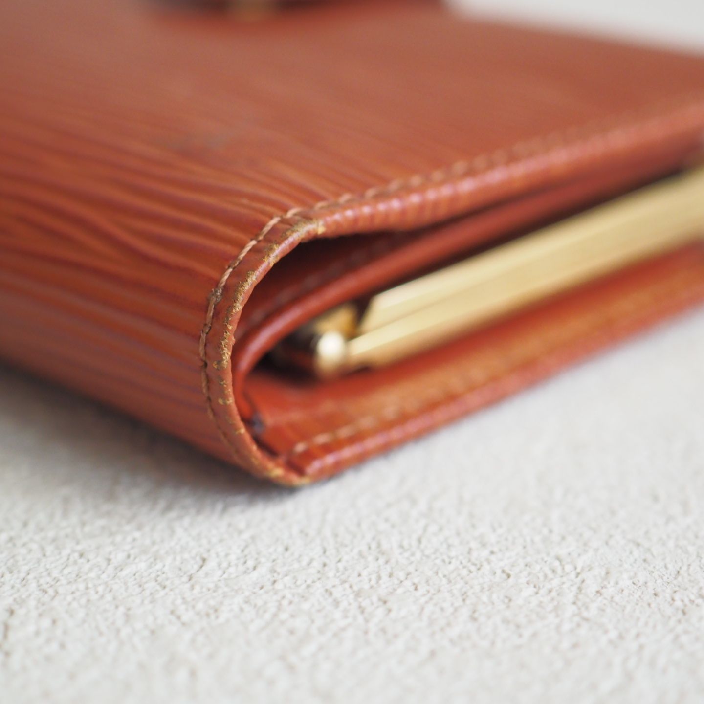 美品 ルイヴィトン 折り財布 ポルトフォイユ・ヴィエノワ エピ がま口 LOUIS VUITTON ルイヴィトン エピ ポルトフォイユ ヴィエノワ がま口