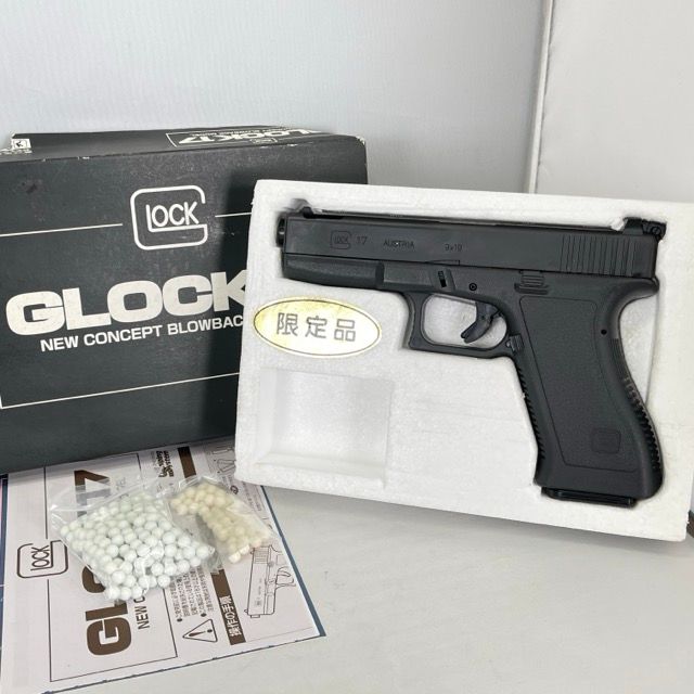 ガスガン 【中古】発砲OK KOKUSAI コクサイ GLOCK グロック 17 ハンドガン トイガン ミリタリー サバゲー / 66110 -  メルカリ