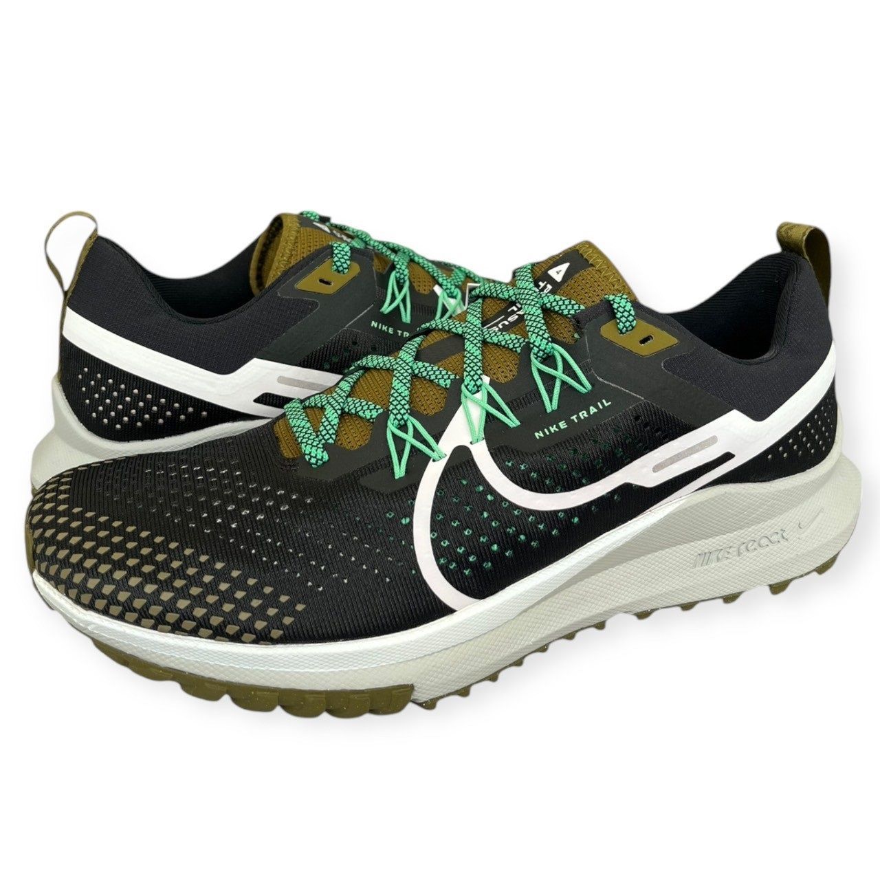 ナイキ NIKE スニーカー メンズ リアクト ペガサス トレイル 4