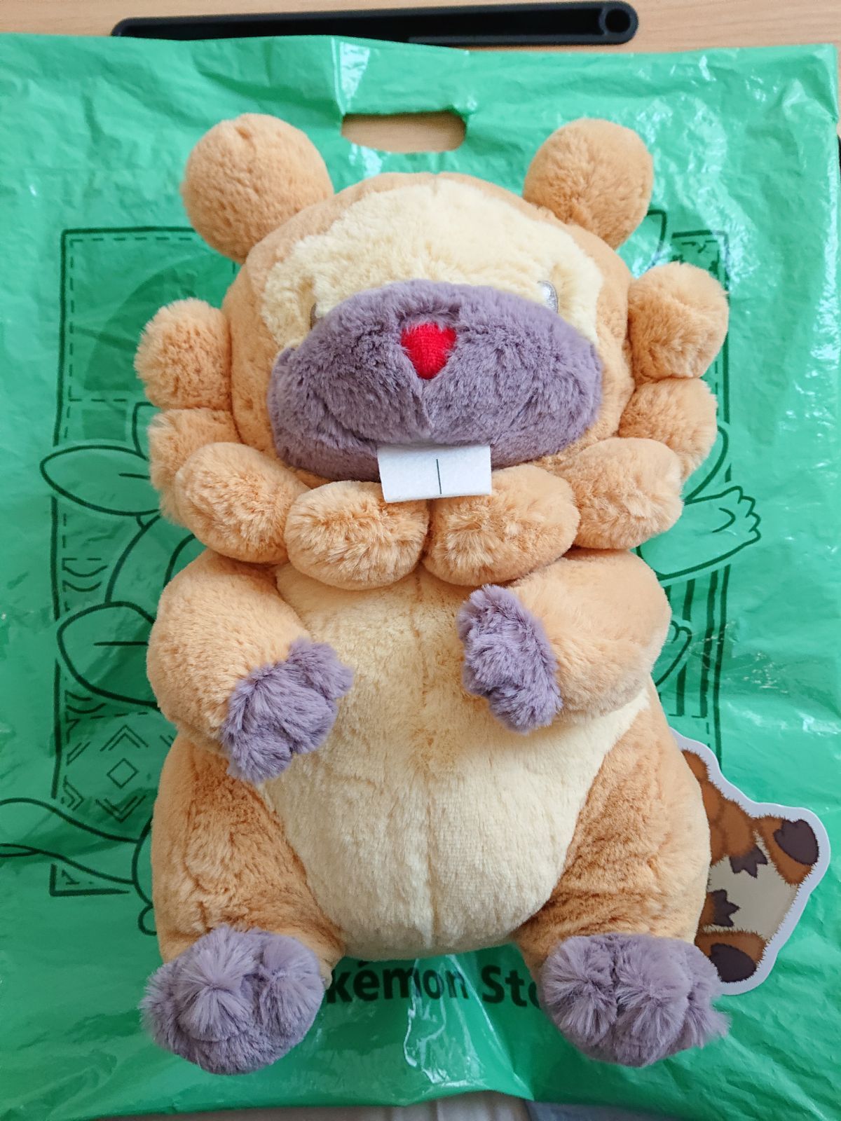 ポケモンセンター ふわふわ抱きぬいぐるみ ビッパ Amazon.co.jp: ポケモンセンターオリジナル ふわふわ抱き