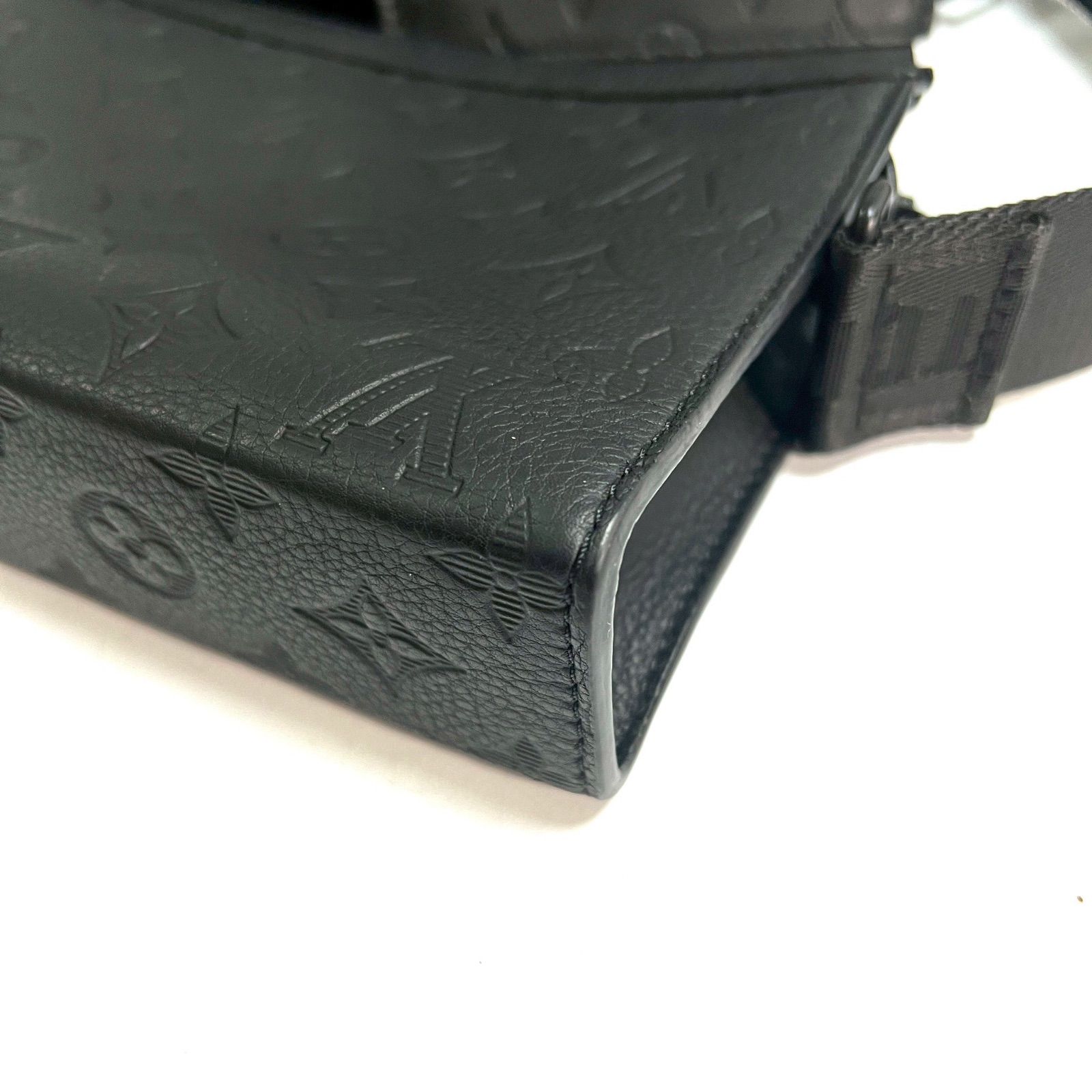 ルイヴィトン ショルダーバッグ ガストン ウェアラブル ウォレット クロスボディ ルイ・ヴィトン(LOUIS VUITTON)ルイ・ヴィトン ガストン
