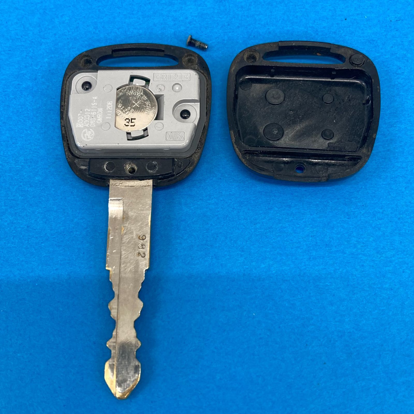 NO：14 日産キーレス リモコンキー 刻印：007-AD0012 DR17V NV100