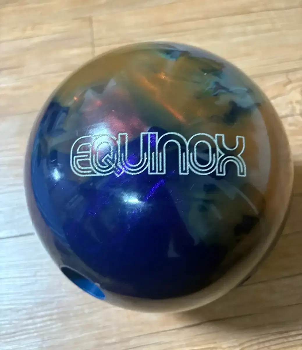 2025年最新】イクイノックス ボウリングの人気アイテム - メルカリ