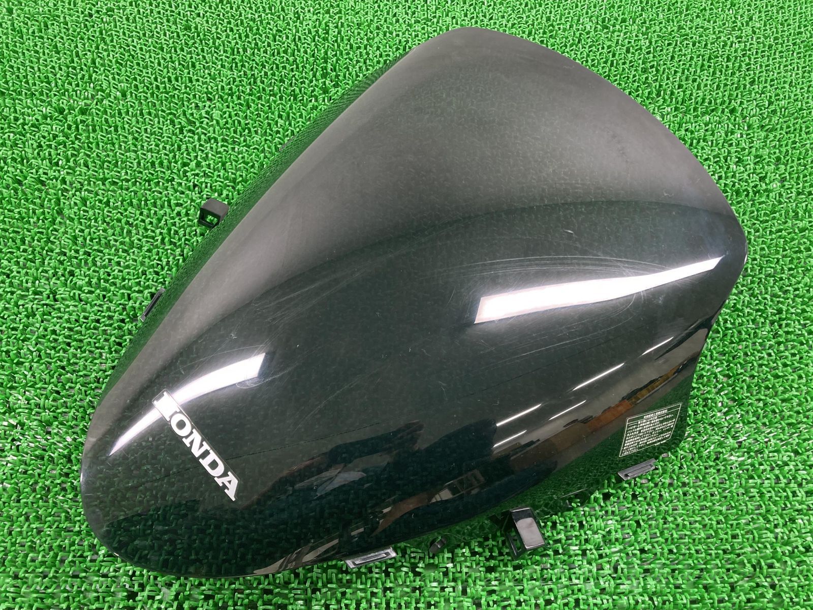 PCX125 PCX150 スクリーン KVZ ホンダ 純正 中古 バイク 部品 JF56 KF18 割れ欠け無し 品薄 希少品 車検 Genuine バイク部品のティーエスパーツ メルカリ ヤマハ純正 ビーノ ジョグ フロントスクリーン