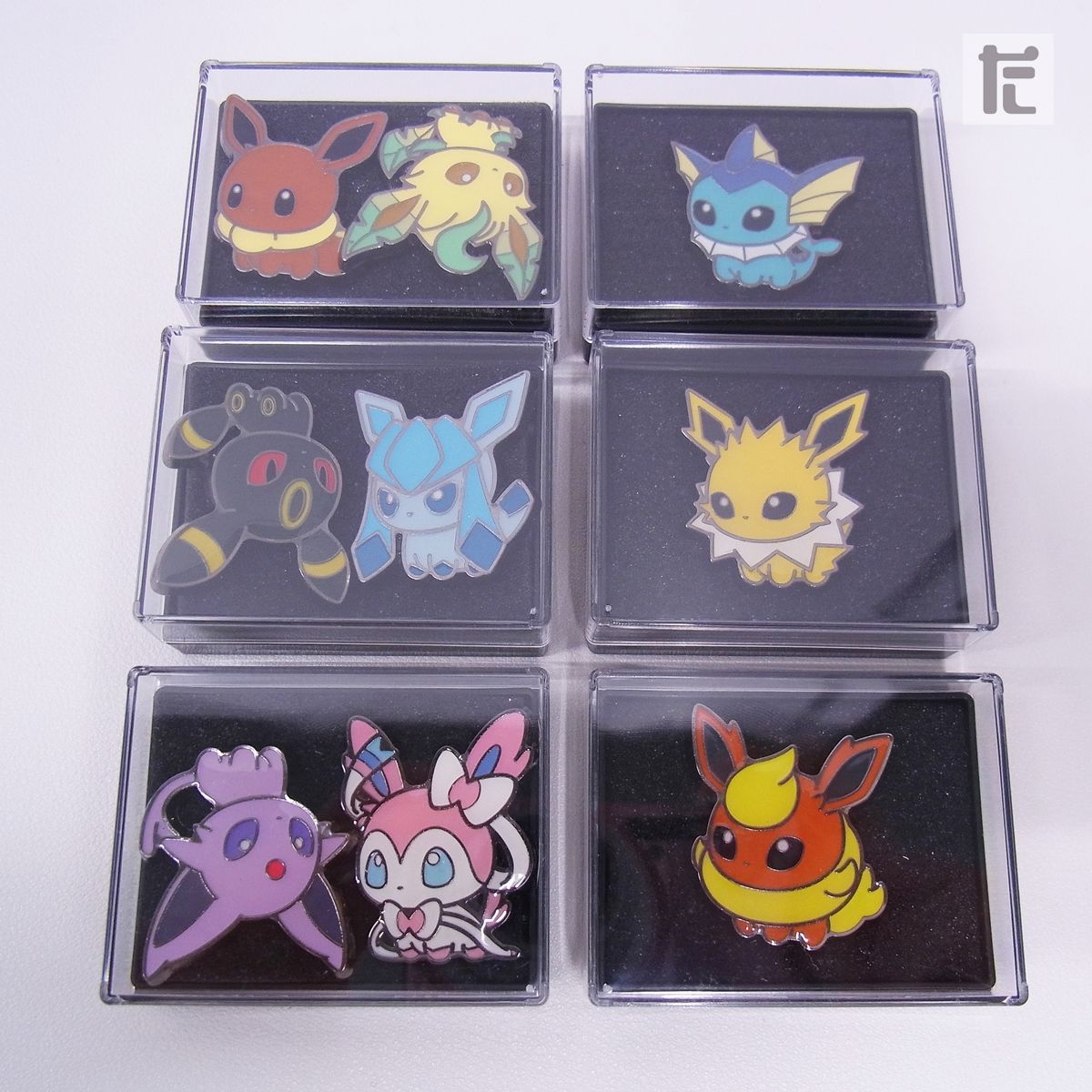 ポケモンドールズ　ピンズ　イーブイ ポケモンセンター ポケモンドールズ ピンズ イーブイシリーズ 全