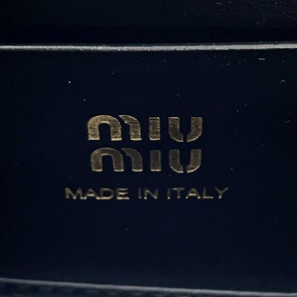 ミュウミュウ ショルダーウォレット