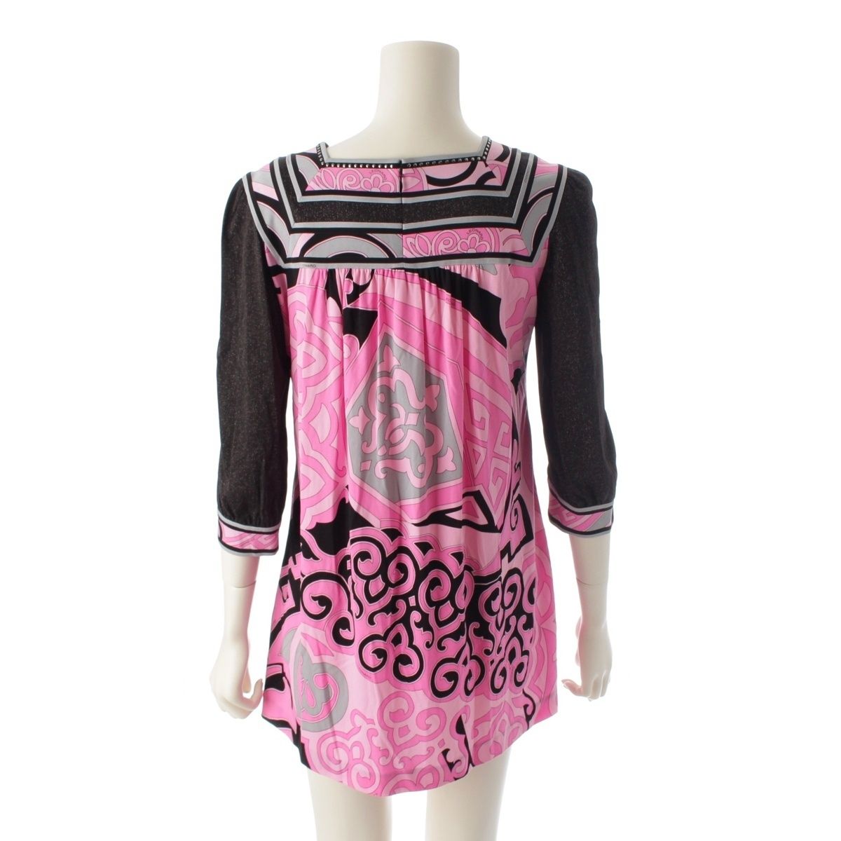 ピンク ブラック