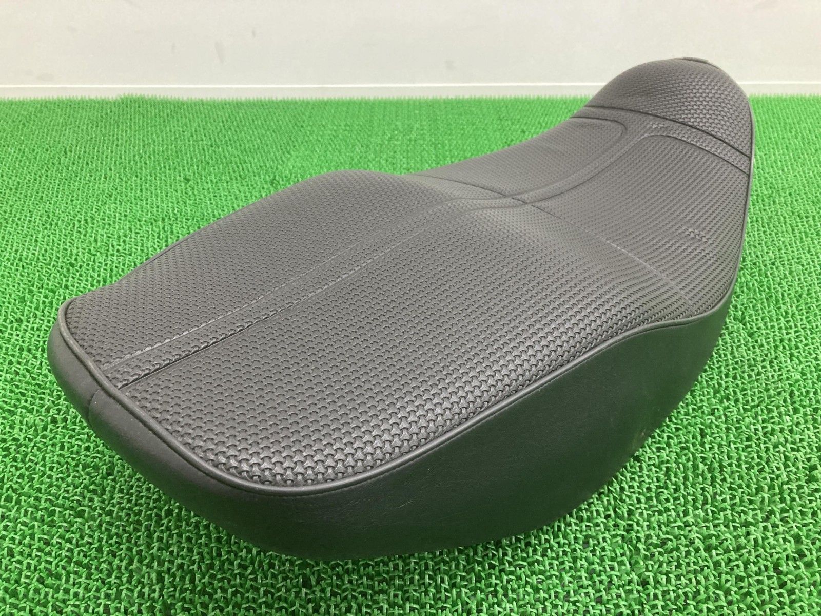 ゼファー400 シート カワサキ 純正 バイク 部品 ZR400C 2型 後期 張替