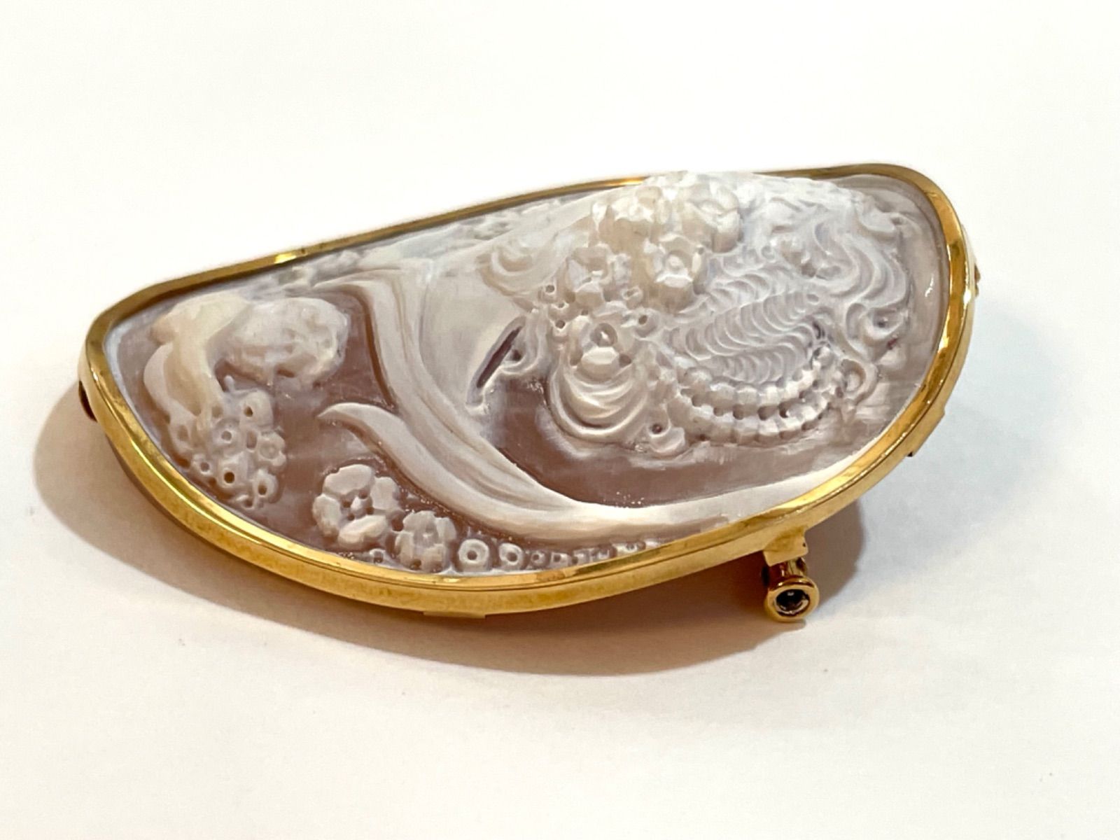 K18 カメオ 750 エンジェル トップ 女性 ブローチ 金 ゴールド K18 カメオ 750 エンジェル トップ 女性 ブローチ K18 ゴールド カメオ