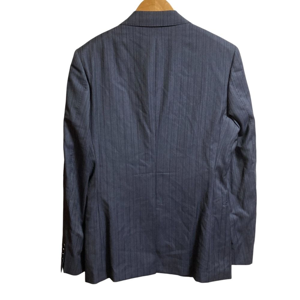 テーラードジャケット