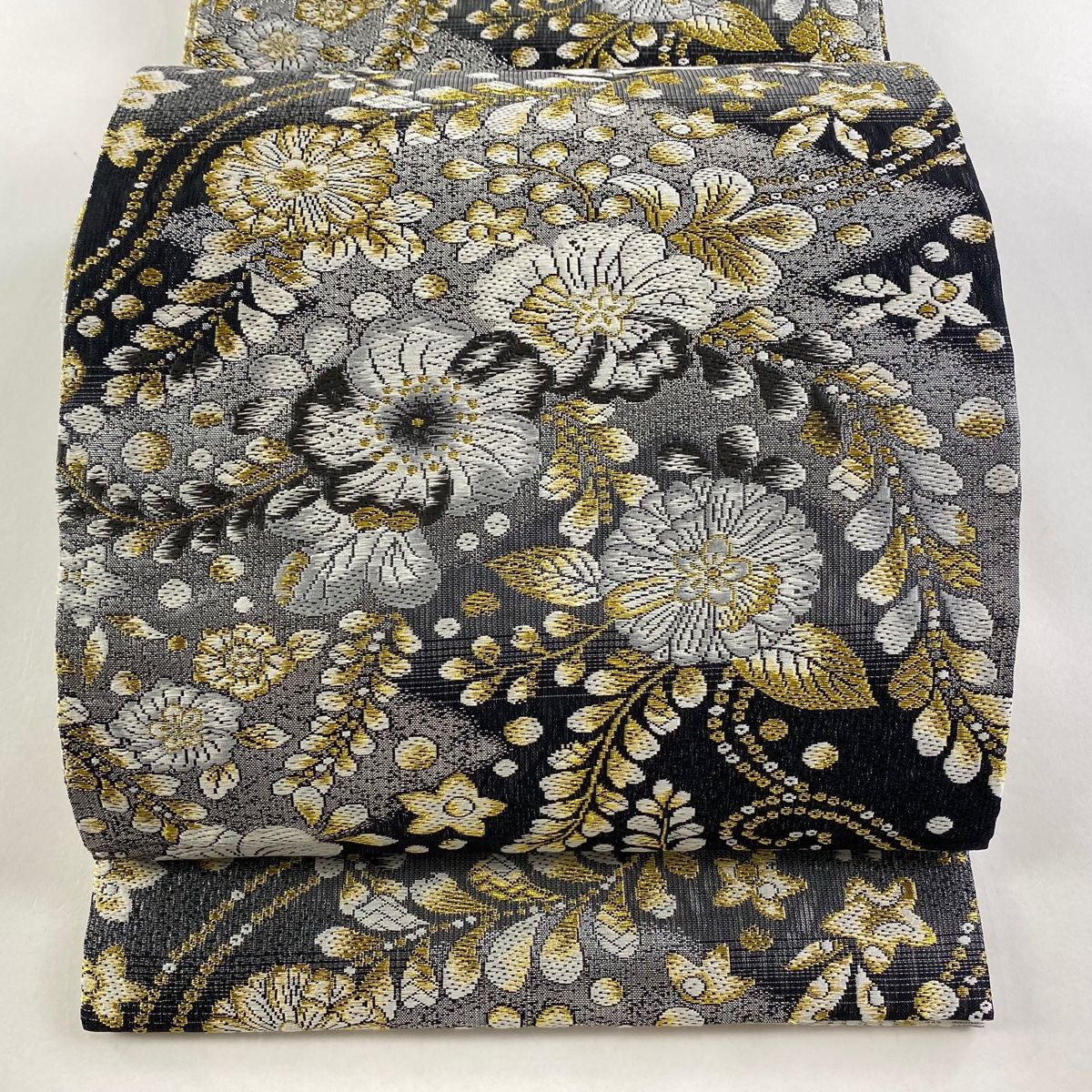 袋帯 美品 名品 手先四通り 華文七宝 辻が花柄 金糸 箔 灰白