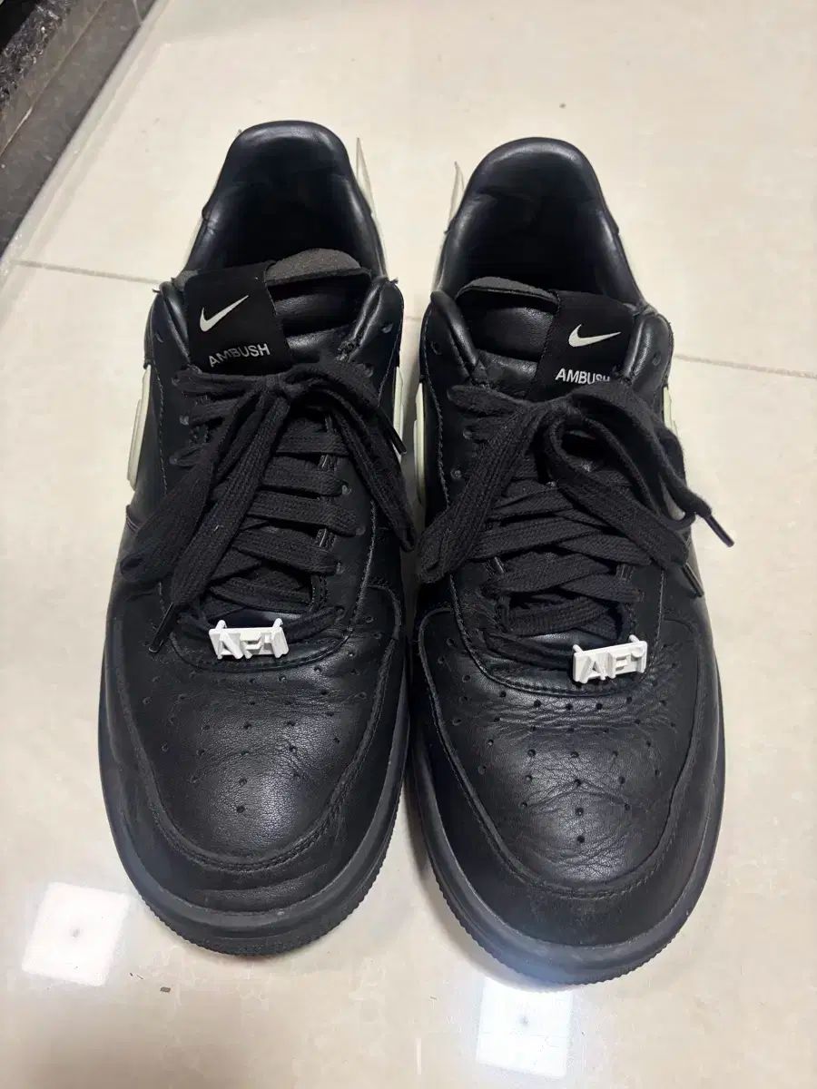 285 NIKE ナイキ アンブッシュ エアフォース ロー sp 黒