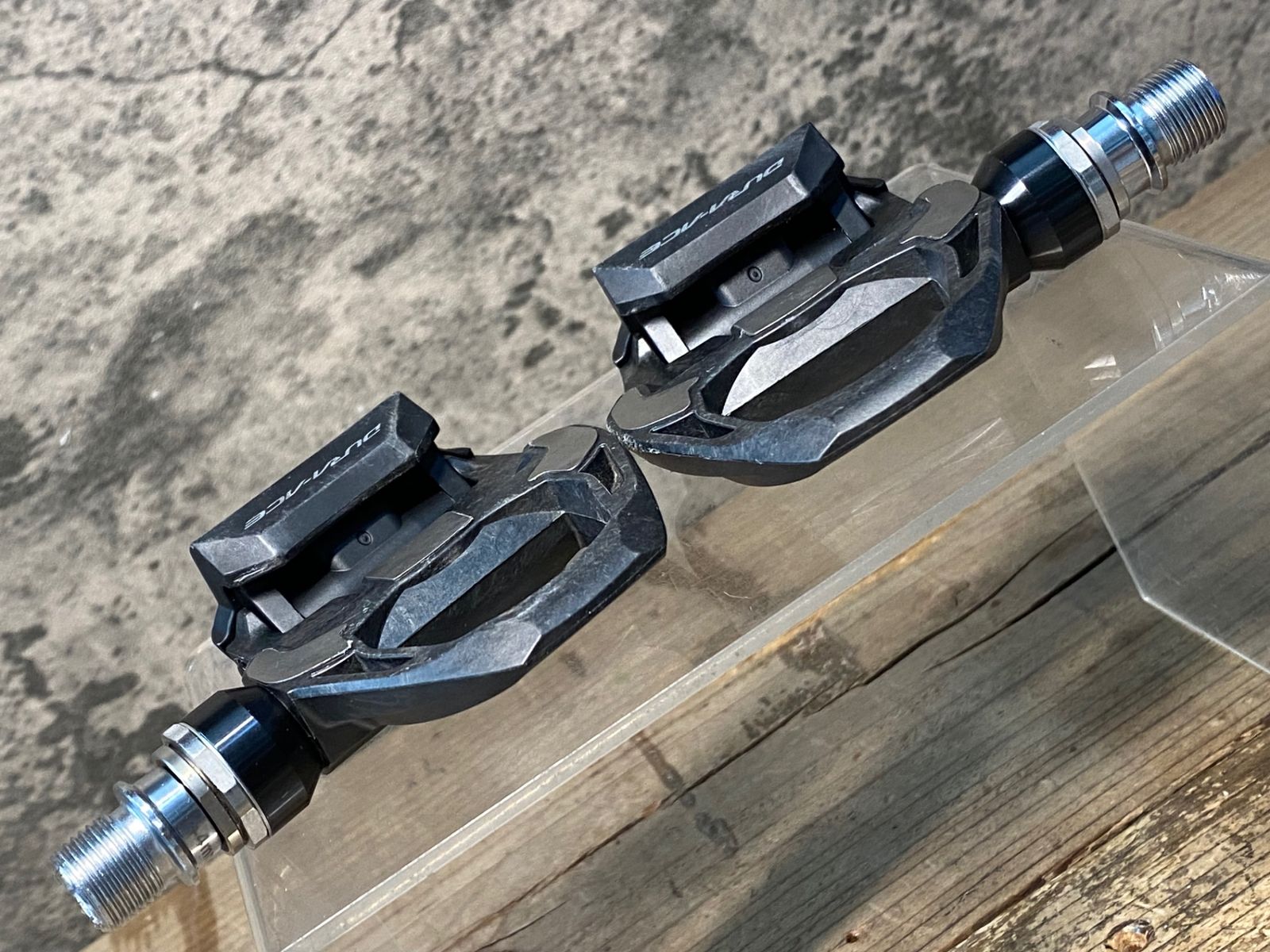 DURA-ACE