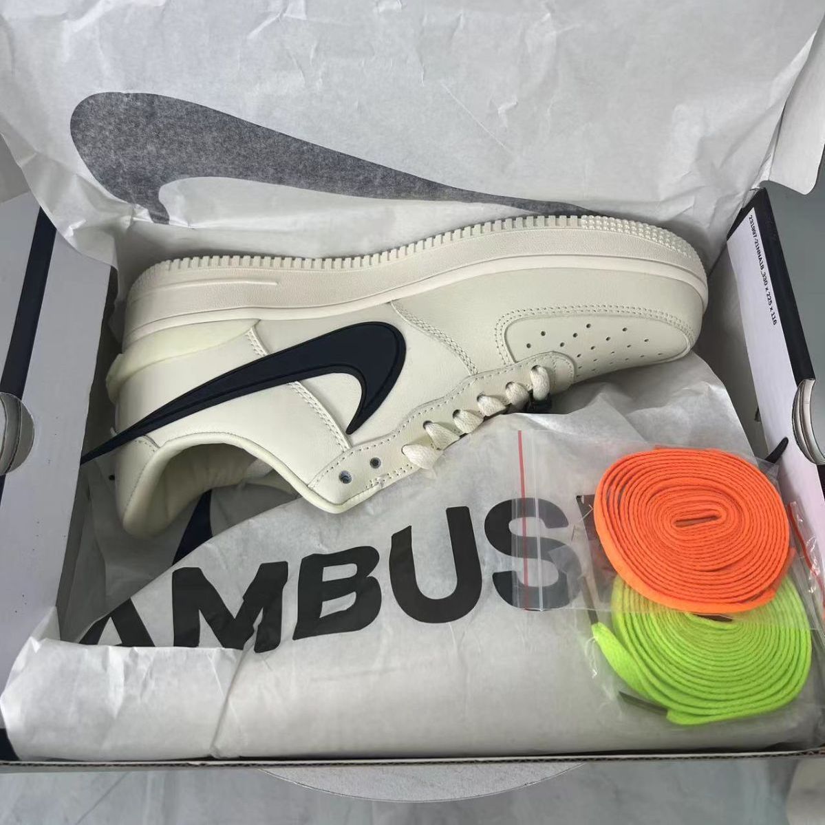 新品未使用ナイキ AMBUSH x Nike Air Force 1 Low スニーカー