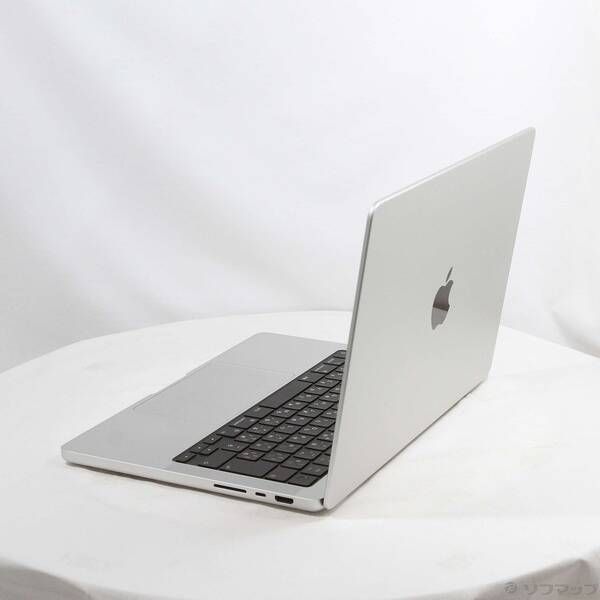 確かな品質。必見！ 〔 品〕 MacBook Pro 14.2-inch Late-2025 MW2W3J A Apple M4 10コアCPU_10コアGPU 16GB SSD512GB シルバー 〔15.7 Sequoia〕 258 服
