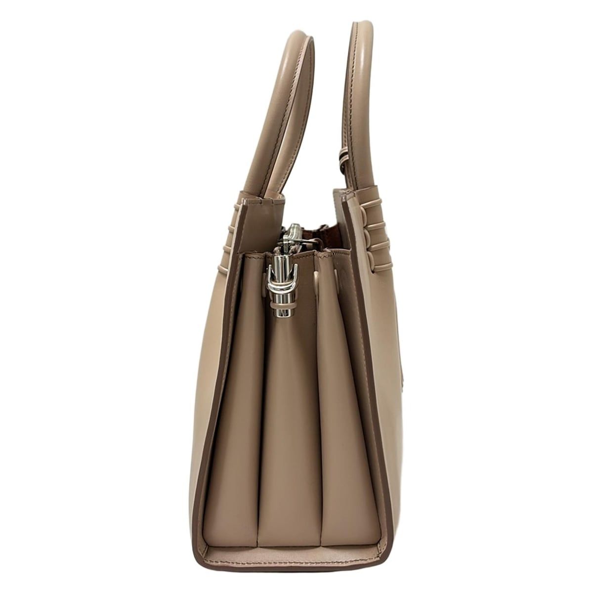 TOD'S(トッズ) トートバッグ美品 ショッピングバッグ ベージュ レザー