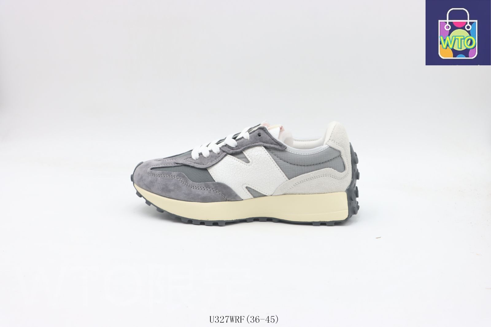 今日 ニューバランス New Balance ランニングシューズ グレーホワイト Gray White U327WRF