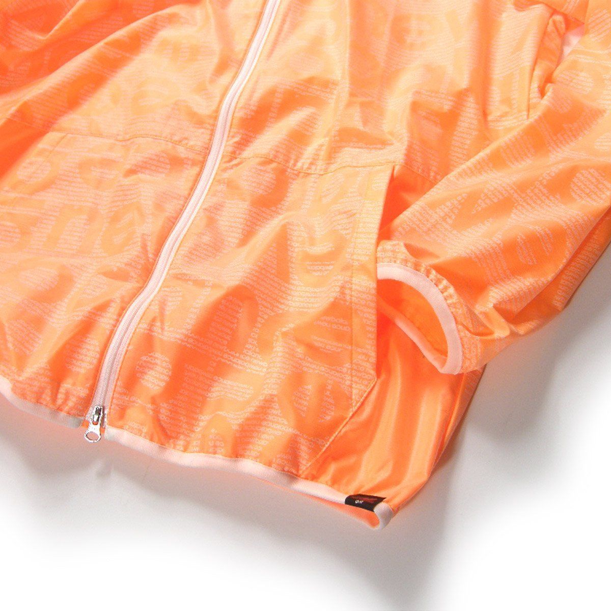 ゴルフウェア ｜