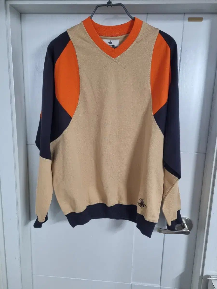Vivienne Westwood - viviennewestwood☆バイカラーのトレーナー Vivienne Westwood(ヴィヴィアン・ウエストウッド) バイカラー