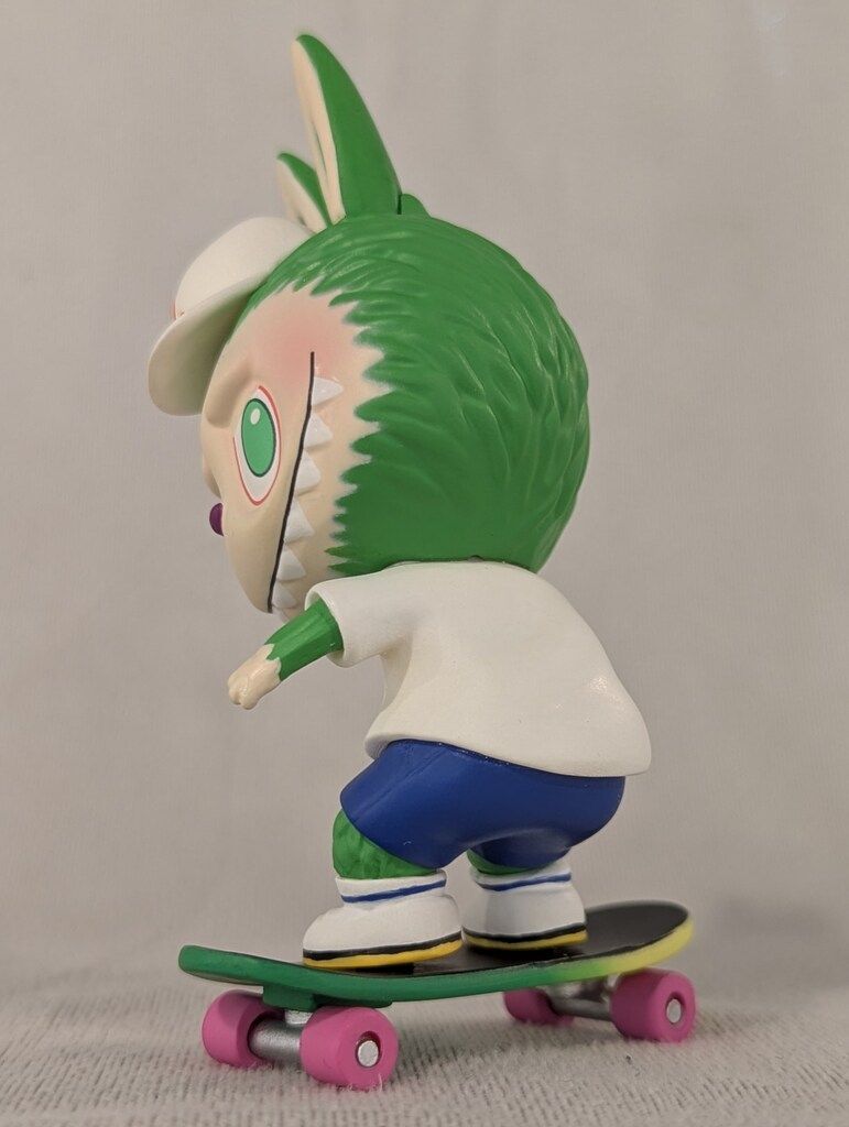 POPMARTLABUBUTHEMONSTERS ALMOSTHIDDEN10種 POP MART X HOW2WORK THE MONSTERS LABUBU Skateborders - メルカリ