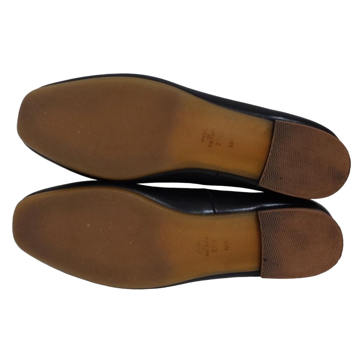 新品　ダイアナの21.5cmのブラック　 ローファー ゴールド装飾 新品 ダイアナの21.5cmのブラック ローファー ゴールド装飾