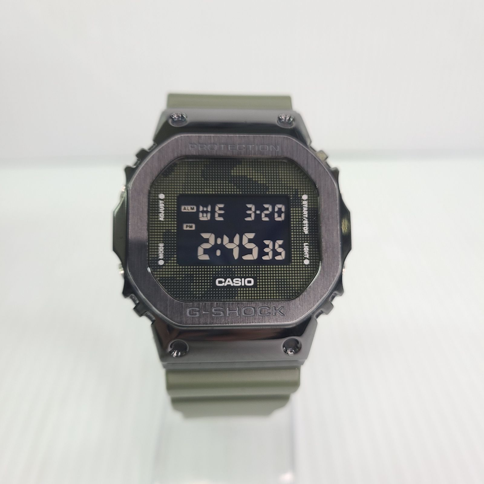 【美品】CASIO G-SHOCK 腕時計 迷彩柄 GM-5600B G-SHOCK Gショック 腕時計 GM-5600B アーミーグリーン カシオ