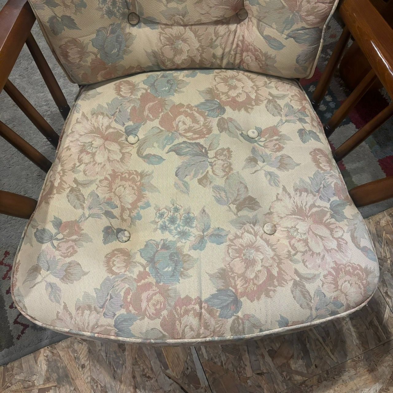 再入荷商品 カリモク ダイニングチェア ファブリック 花柄 ウッド 取り外し 椅子