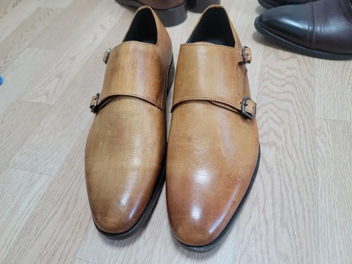 靴 ハンドメイド