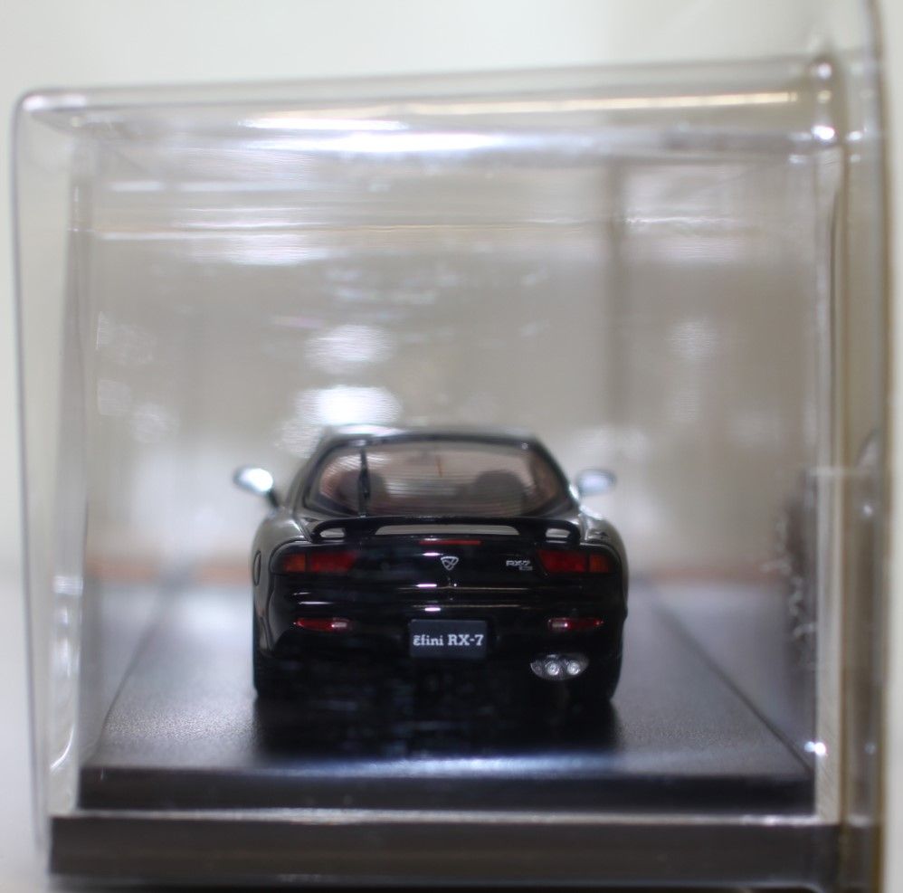 新品 1/43 国産名車プレミアムコレクション マツダアンフィニー