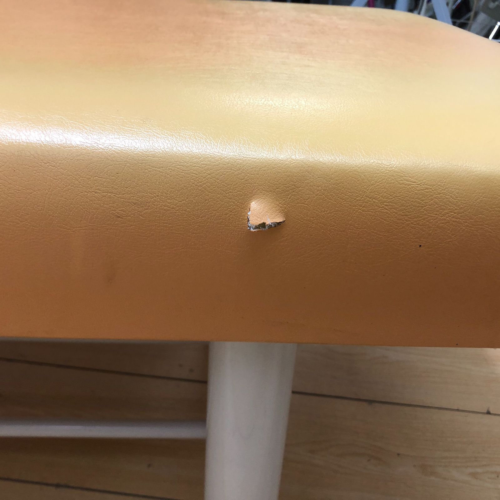 高田ベッド製作所 マッサージベッド 指圧 エステ 整体 施術 業務用