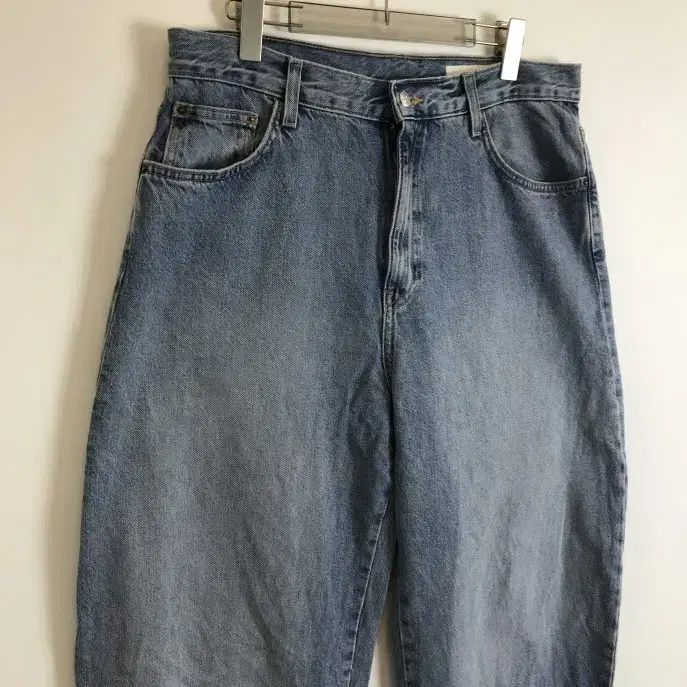 ZARA(ザラ) バルーンフィット ワイドデニムパンツ 34 インチ