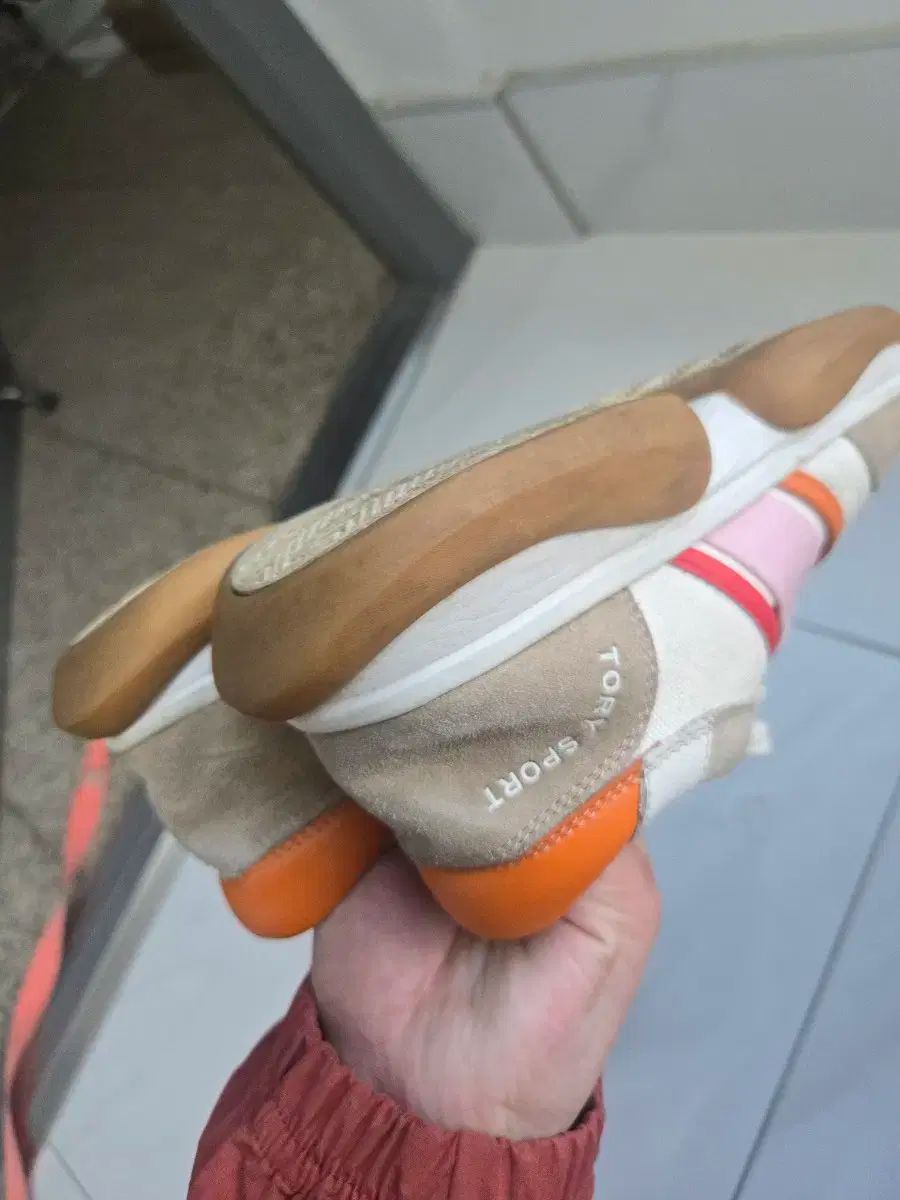 Burch トリーバーチ