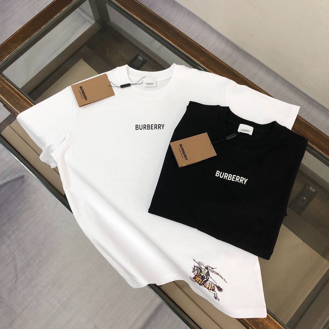 Burberry♡馬ロゴ刺繍 ホワイト♡シンプルTシャツ Burberry♡馬ロゴ刺繍 ホワイト♡シンプルTシャツ BURBERRY