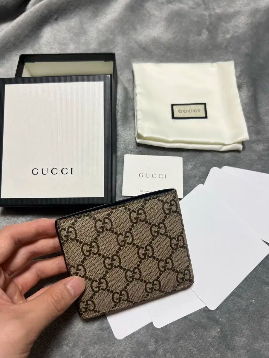 GUCCI