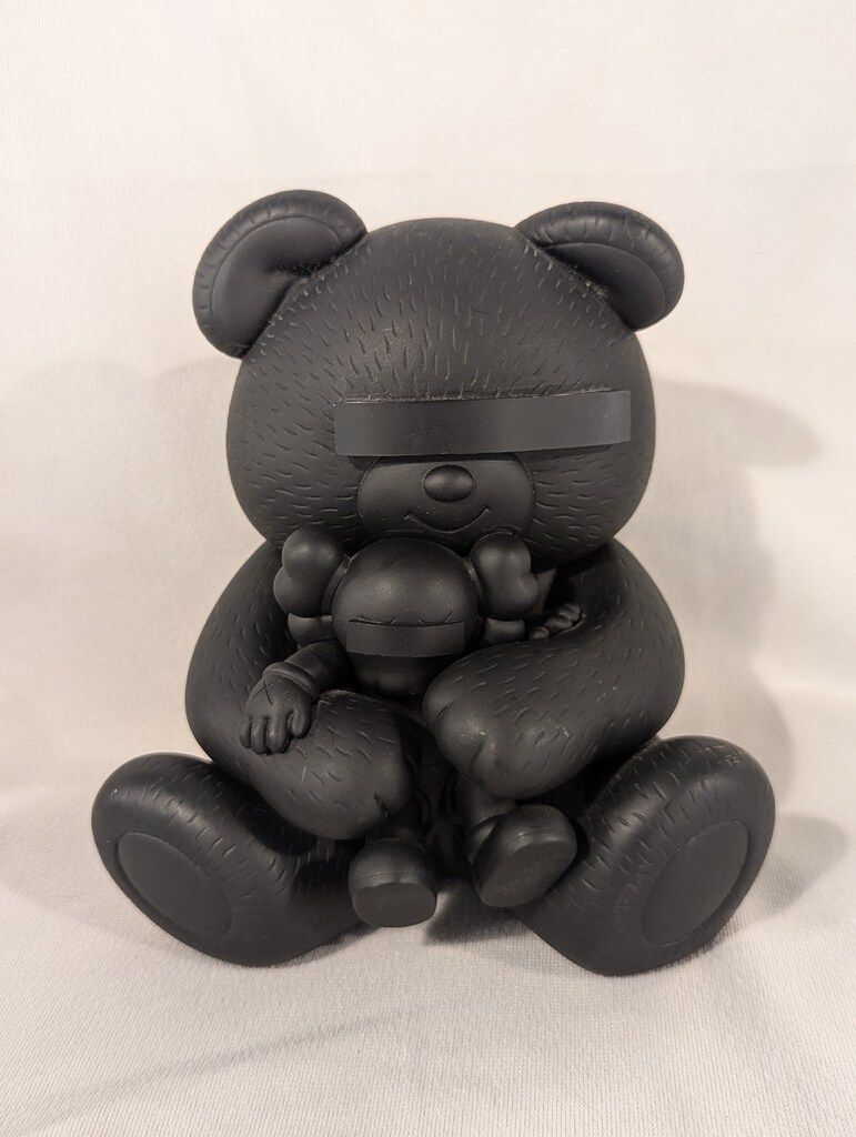 OriginalFake/Undercover KAWS KAWS UNDERCOVER BEAR (BLACK) - メルカリ