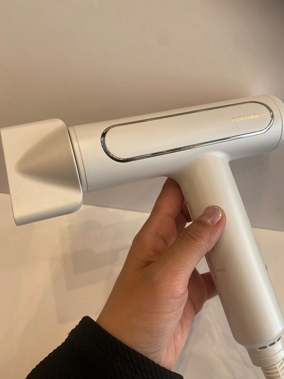 ◯17【A倉庫】送料無料！ フェスティノ ツヤモイスト ドライヤー