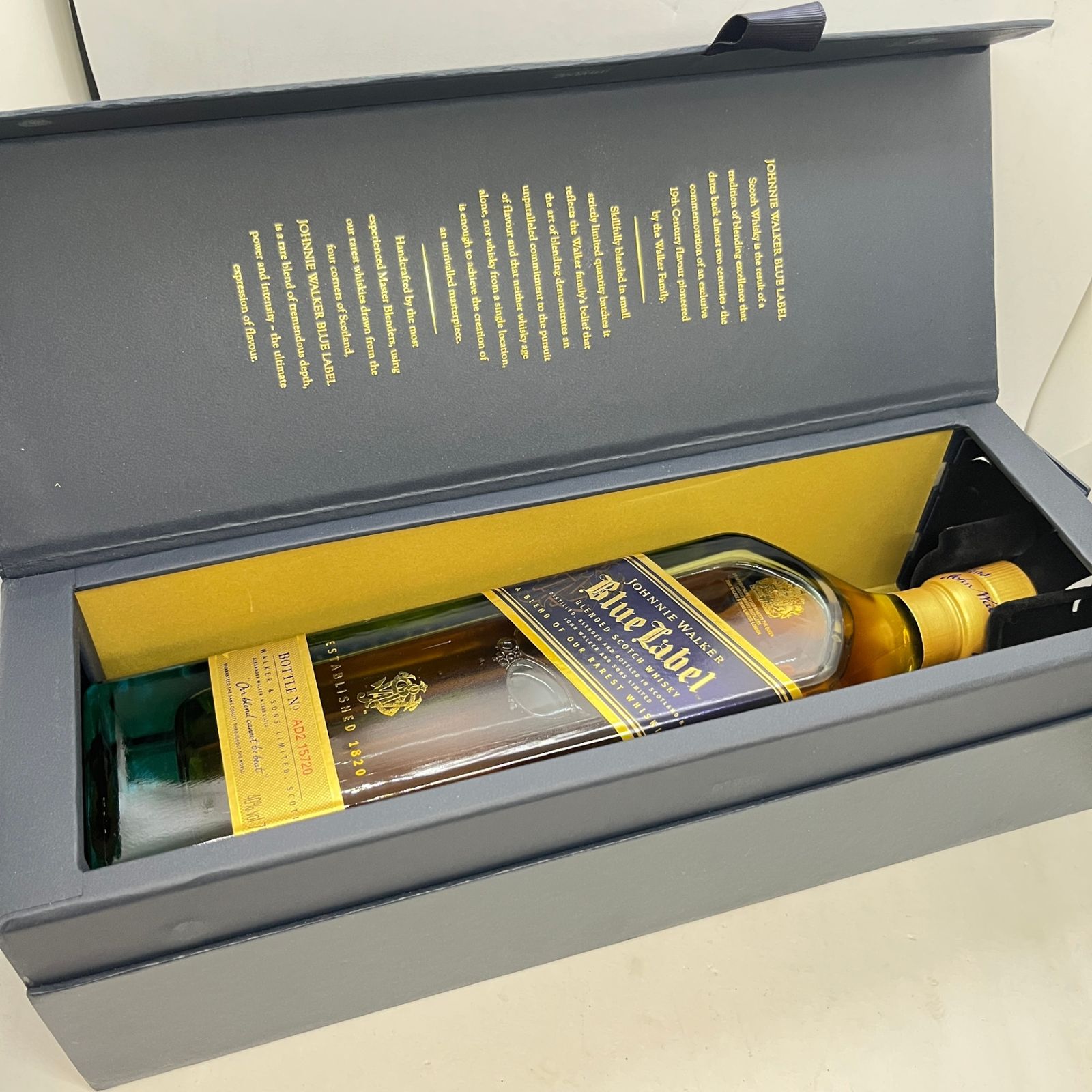 箱入り正規品】ジョニーウォーカープルミエ750ml 【公式通販】