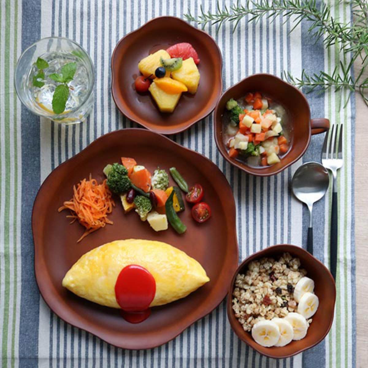 プレート 27cm SEE 花プレート プラスチック 同色5枚セット （ 食洗機対応 電子レンジ対応 山中塗 お皿 大皿 盛皿 軽い 割れにくい メイン皿 持ちやすい カフェ風 普段使い おしゃれ 日本製 ）