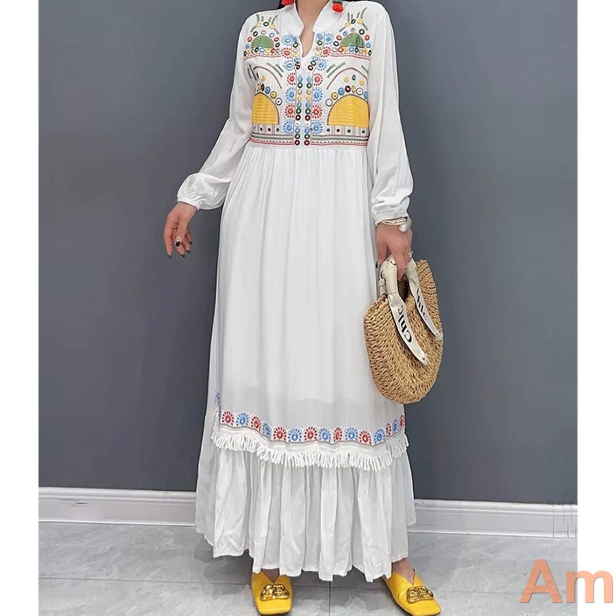 刺繍入りホワイト七分袖ワンピース minä perhonen 黒猫刺繍 七分袖