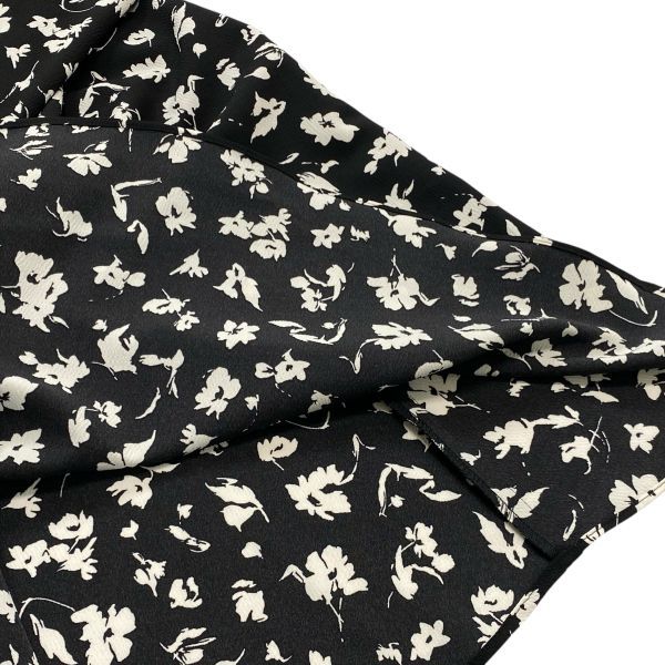 UNFILO 花柄プリントワンピース