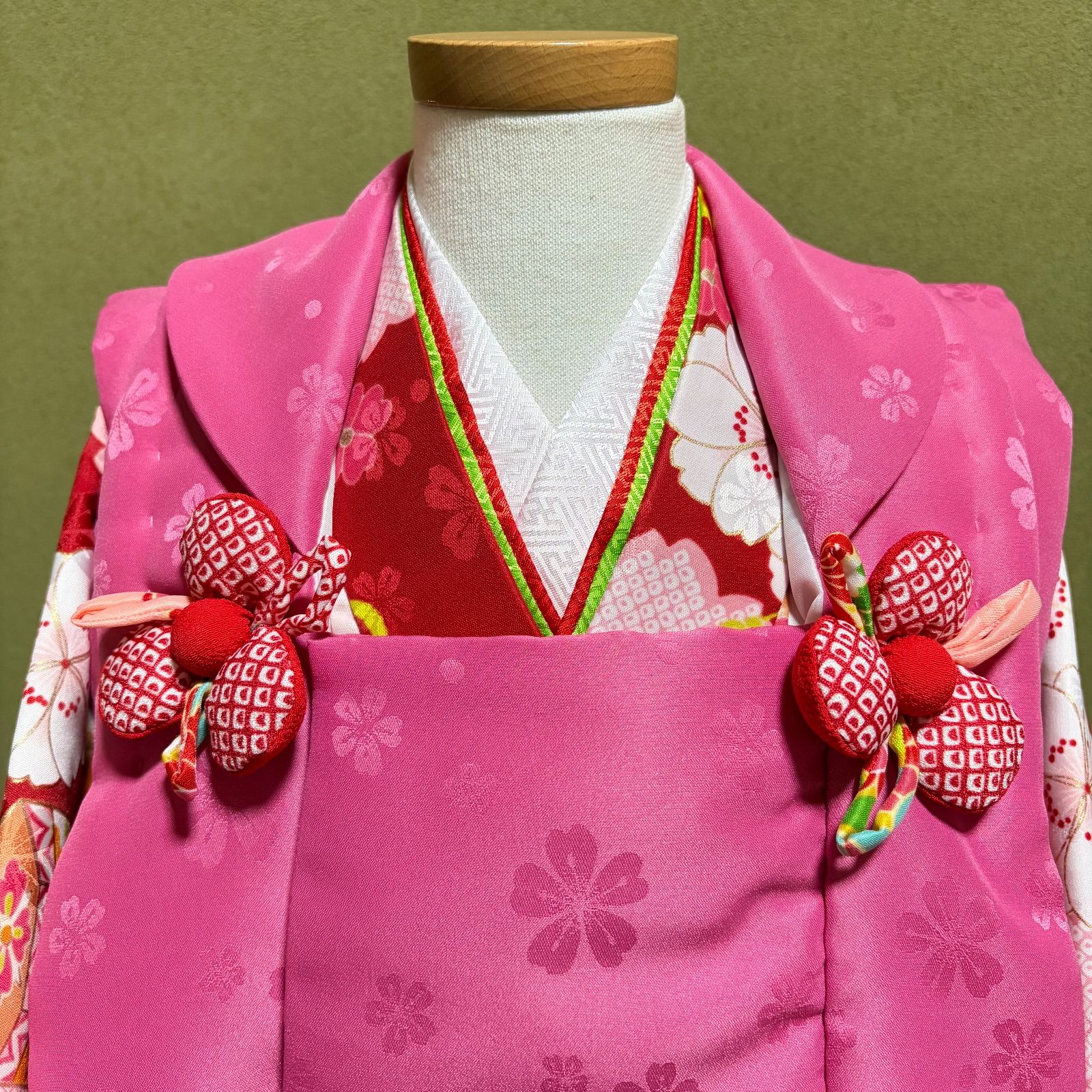 【日本最大級】 I034 被布セット 赤 ピンク 桜 貝合わせ 蝶 刺繍 三歳 七五三 ♥