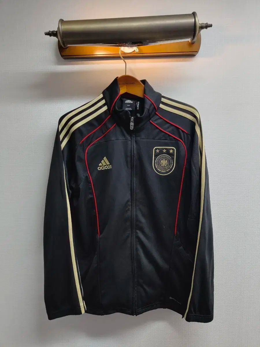 95 ） adidas(アディダス) 検査 ドイツ代表 トラックトップス ジャージ 出品