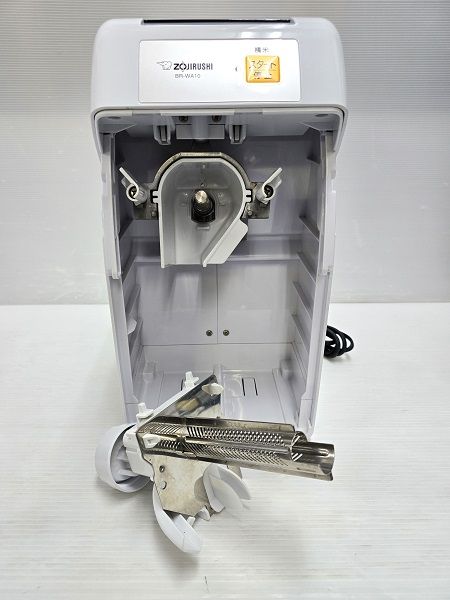 象印 家庭用精米機 つきたて風味 大容量タイプ 1ホワイト BR-WA10-WA 象印 家庭用精米機 つきたて風味 大容量タイプ 1ホワイト BR-WA10-